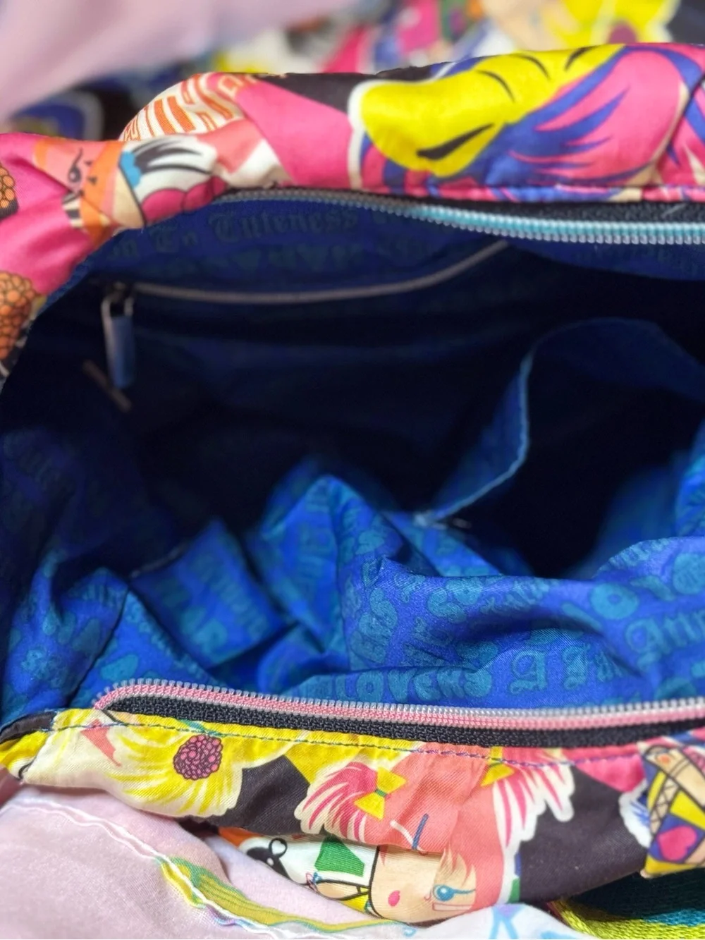 Raver Girls Harajuku Lovers hobo bag - Picture 7 of 9